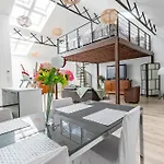 Loft & Le Faubourg Saint Martin *