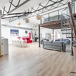 Loft & Le Faubourg Saint Martin Apartamento *