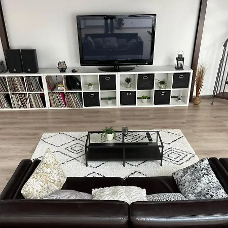 Loft & Le Faubourg Saint Martin Apartment *