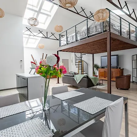 Loft & Le Faubourg Saint Martin *