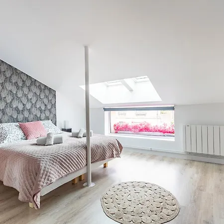 Loft & Le Faubourg Saint Martin Apartment