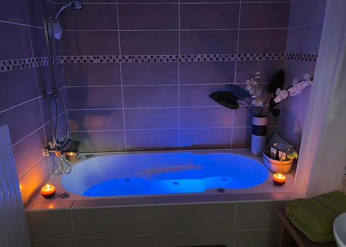 Loft & Le Faubourg Saint Martin Apartment