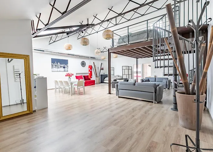 Loft & Le Faubourg Saint Martin Apartment *